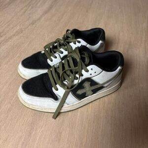 Signal Religion 01 V2 Black/White/Olive Cross Sneakers (Size 5.5)